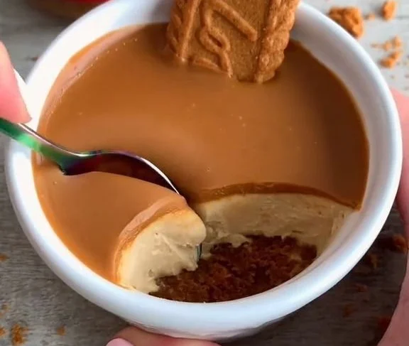 Lotus Biscoff Cheesecake